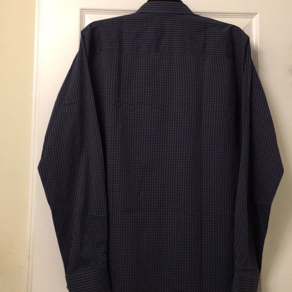 NWOT Van Heusen Gray Stripe/ Plaid Long Sleeves - Picture 6 of 8